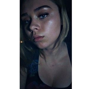 Meet your Posher, Gretchen